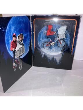 NECA Reel Toys E.T. And Eliot With Bicycle 40th Anniversary Box NEW See Photos